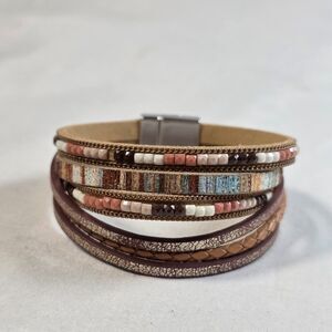 Fesciory Leather Wrap Bracelet for Women Boho Western Stacked Cuff Jewelry